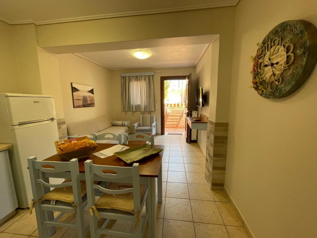 Spetses Center Comfy Apartment エクステリア 写真